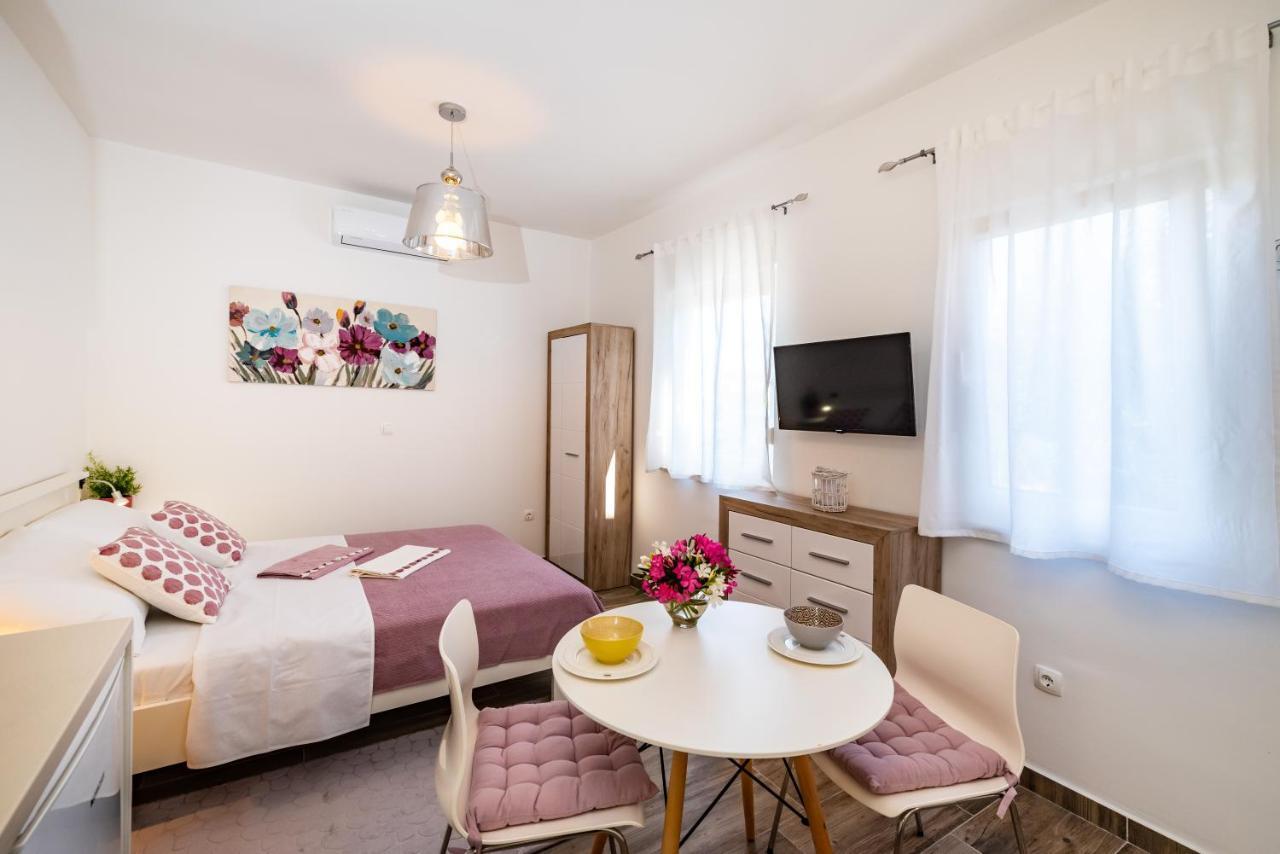 Studio Apartment Gina Zadar Buitenkant foto